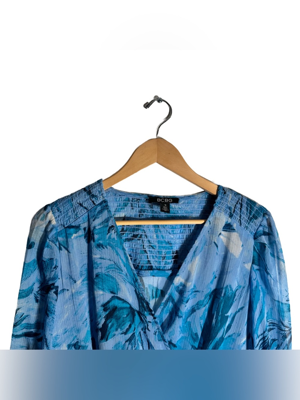 BCBG Floral Chiffon Mini Dress Women's 16 Smocked Long Sleeve Blue Printed NWT - Picture 6 of 7